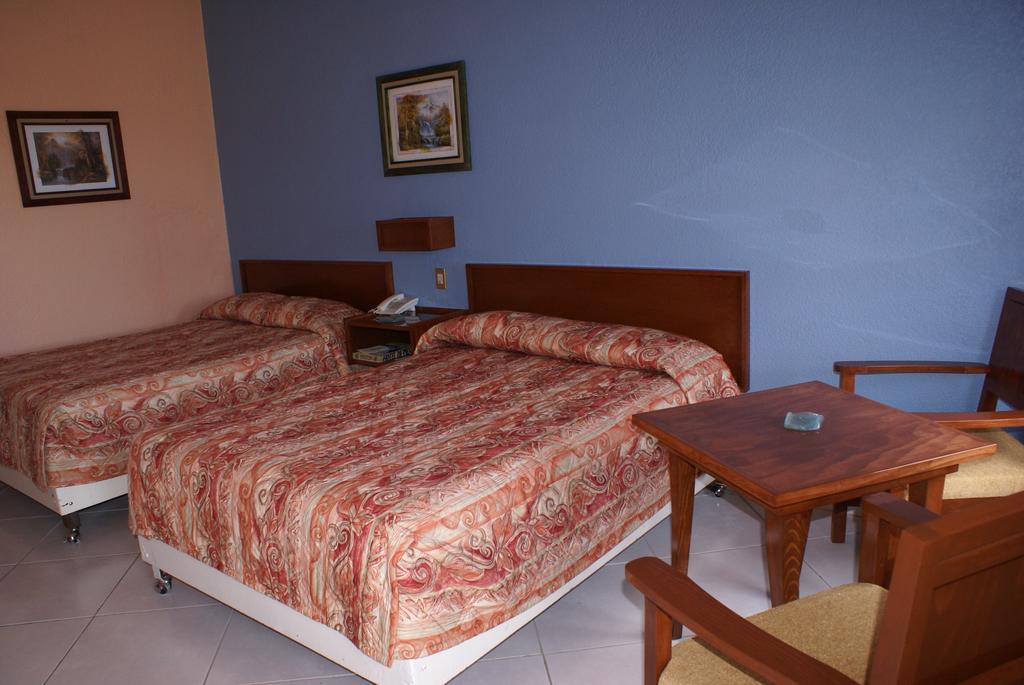 Hotel De Mexico Matamoros  Ruang foto